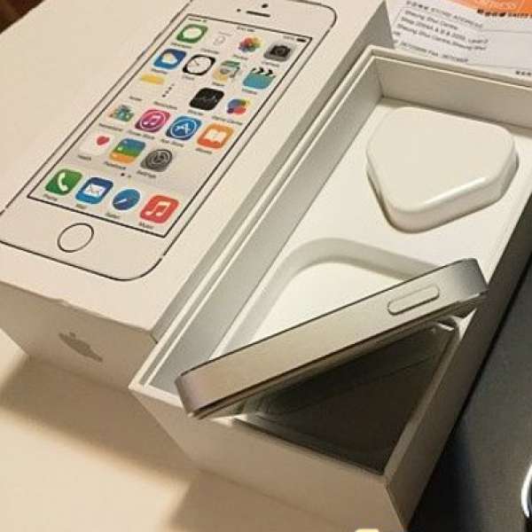 iPhone 5s 32GB 白色 香港行貨