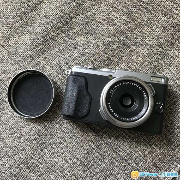 Fujifilm X70 Silver Digital Camera
