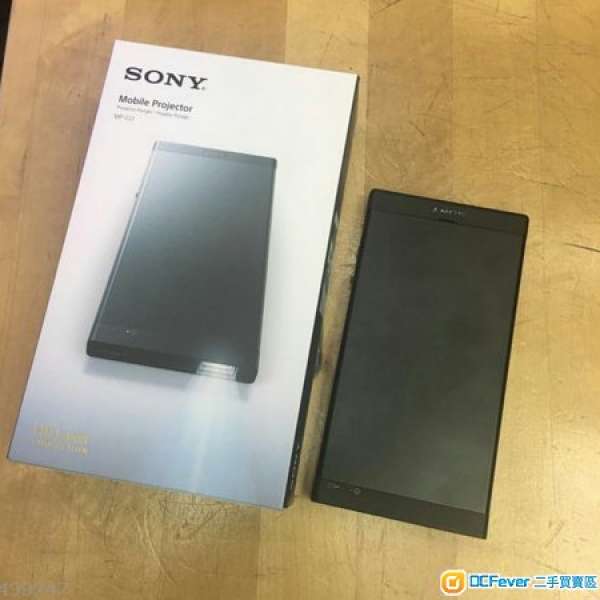 Sony mobile projector MP CL1 九成新有盒齊件