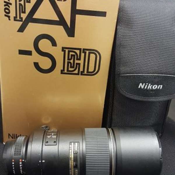 Nikon AF-S 300mm F4 D ED-IF