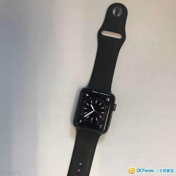 9成新：Apple watch 2 black ，42mm，保養至2018年4月