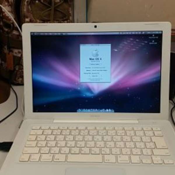 壞13.5" 白色Macbook