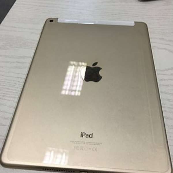 Apple ipad air 2 gold color 64GB LTE