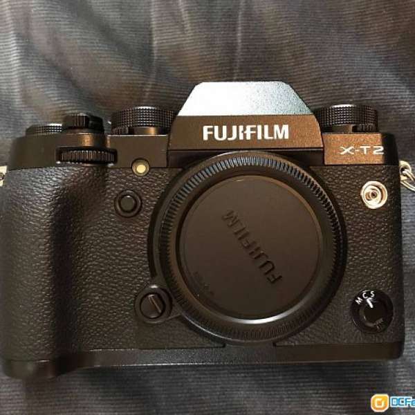 Fujifilm XT2  + 電池手把 VPB-XT2 (行貨)