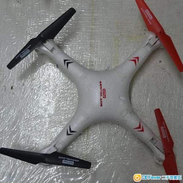 AEROBLADE tech toyz 超大四翼 直昇飛機  航拍機 遙控飛機 帶攝錄機 18吋X18吋( 46...