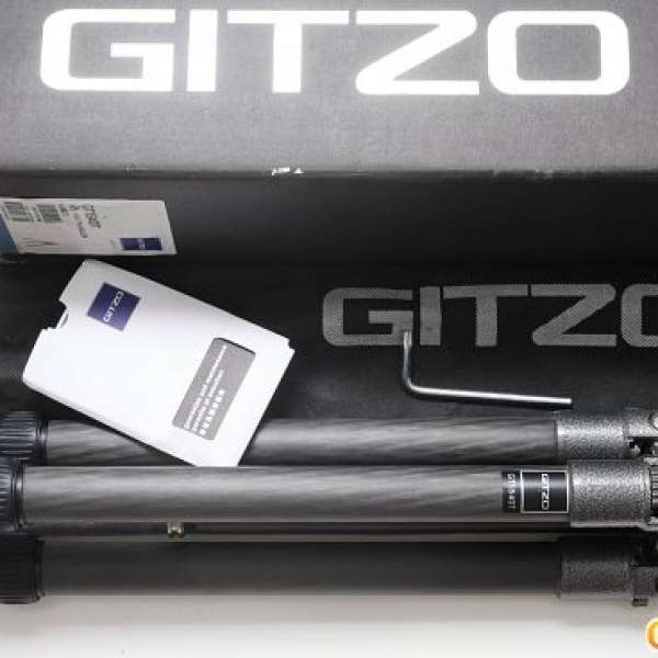 Gitzo GT1540T Traveler 6X Tripod 反摺，淨重 0.91 KG，6層炭纖維，旅行腳架皇 (1...