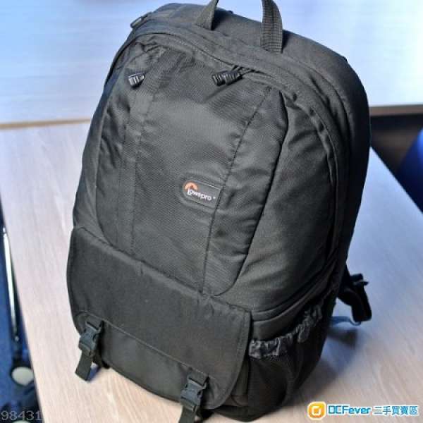 LowePro Fastpack 250