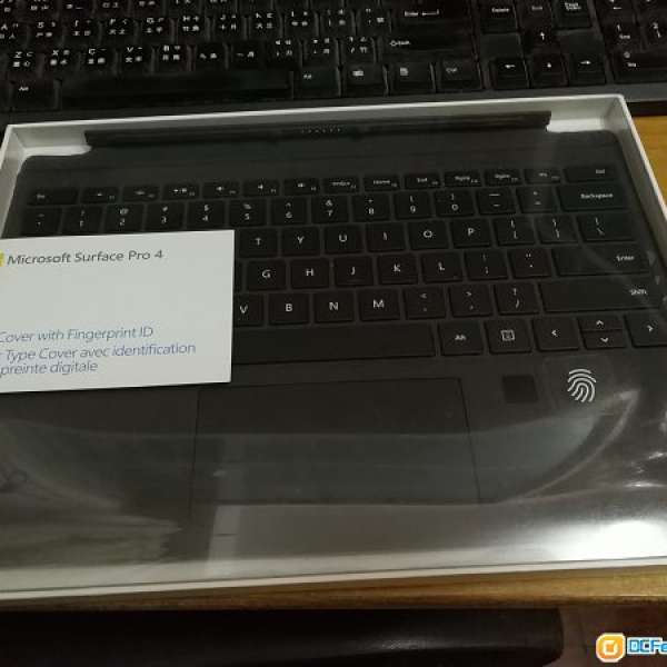 Surface Pro 4 Type Cover with Fingerprint ID