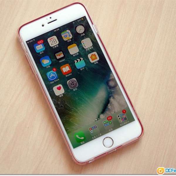 iPhone 6P，64G，Silver，98成新，過保，有插蘇及線，已貼全屏保護貼，Chai Wan MTR...