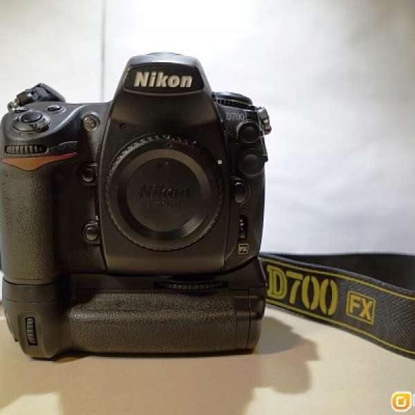 Nikon D700 機身 & MB-D10 直倒