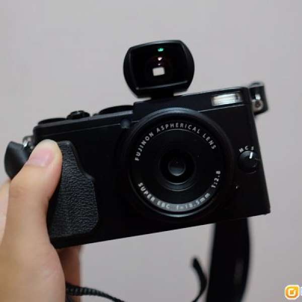 Fujifilm x70 black color