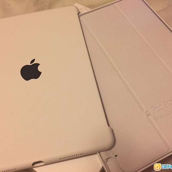 iPad Pro 9.7 原廠白色Smart Cover + 原廠白色背殼