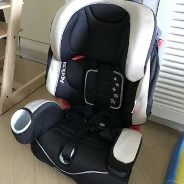 Aprica car seat （適合9公斤或以上BB）