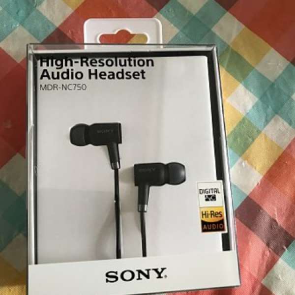 SONY earphone: high-Resolution Audio Headset MRD-NC750