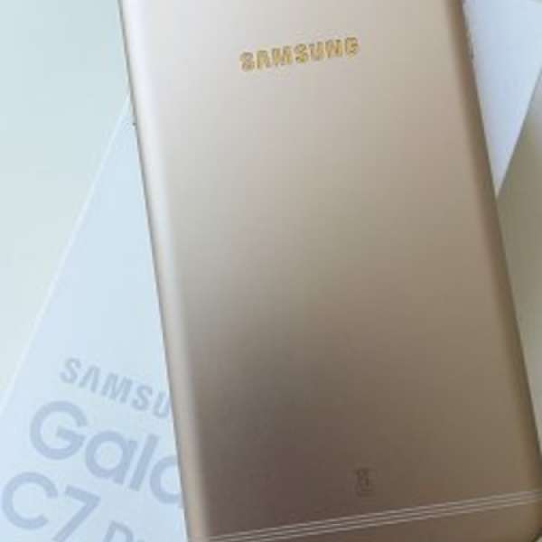 95%新 Samsung Galaxy C7 Pro 香檳金色行貨