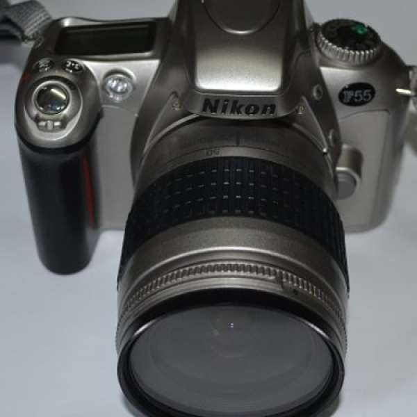 Nikon F55 , AF Nikkor 28-80mm/3.3-5.6 G 鏡  超9成新,入門首選.