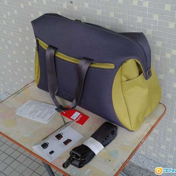 出售 三SPPIT F TRAVEL SPORTS BAG