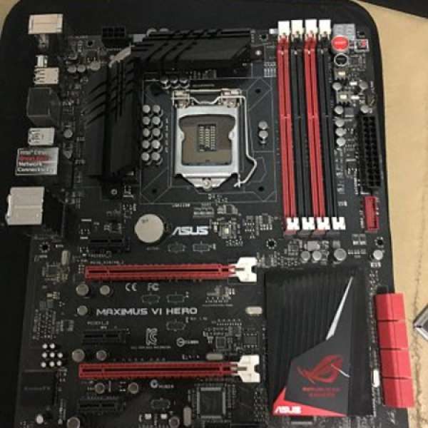 放ASUS MAXIMUS VI HERO (Z87)