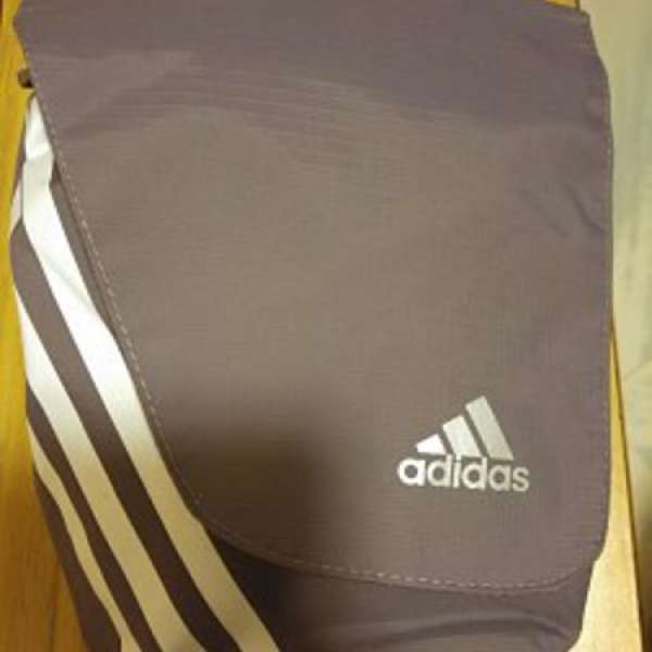 全新正牌Adidas紫色斜孭袋