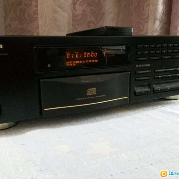 先鋒Pioneer PD -7700 高级CD机平放