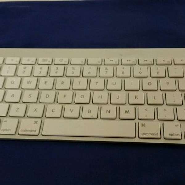 Apple Wireless bluetooth Keyboard Model No: A1314