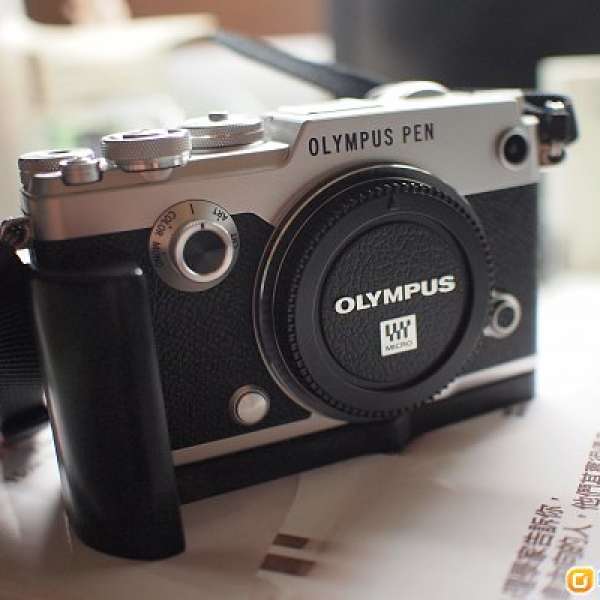 售行貨有保Olympus Pen-F 銀機丶鏡頭、及木製把手 或可補錢換Em1 markII