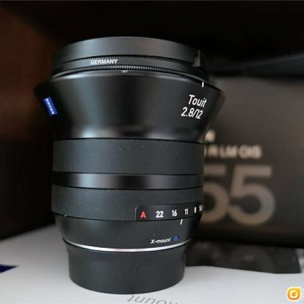 Zeiss Touit 12mm f/2.8 Lens for FUJI (X-MOUNT)