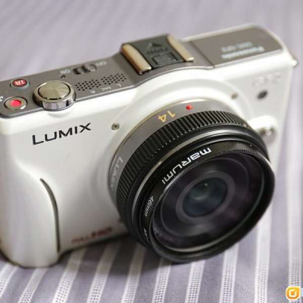 超低 LUMIX 2x鏡頭, 14mm, 14-42mm zoom (連 GF-2)