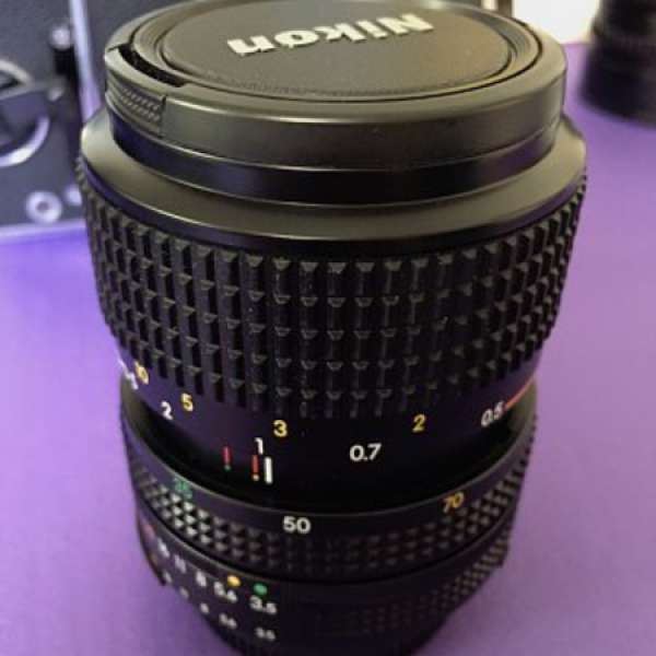 Nikon zoom 35mm-70mm F.3.5 Len