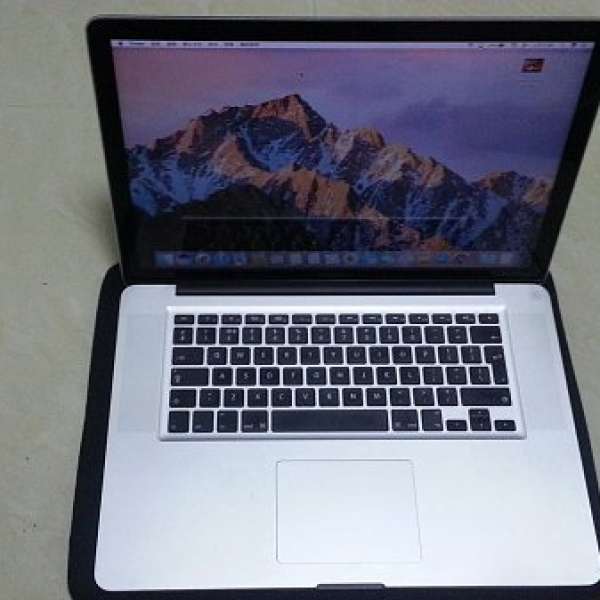 MacBooK  Pro(15一inch，Late 2011)core i7一8GB内荐一120GB SSD十1TB硬盤