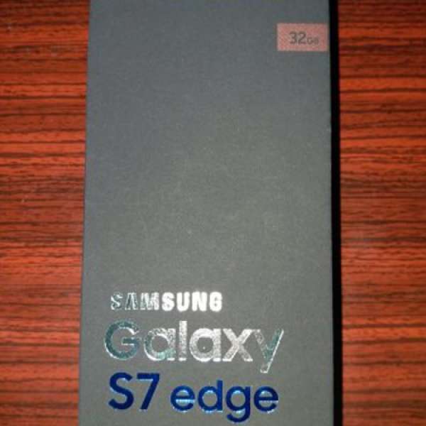 99.999new Samsung s7 edge 32gb玫瑰金色跟大行單保養到明年1月。