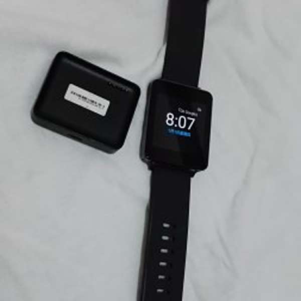 LG-W100 smart watch