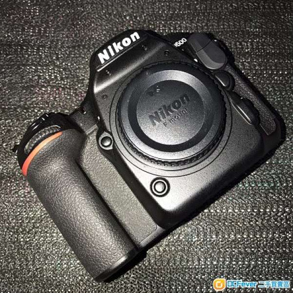 99.9%新 Nikon D500 機皇  行貨 有保 全套齊 3粒原廠電池 32gb XQD 快門80