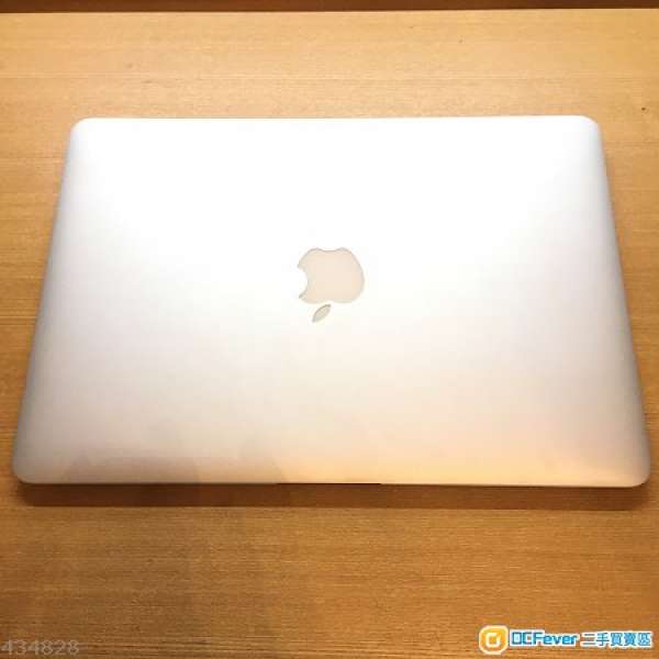 95% New MacBook Air 13 (2014)