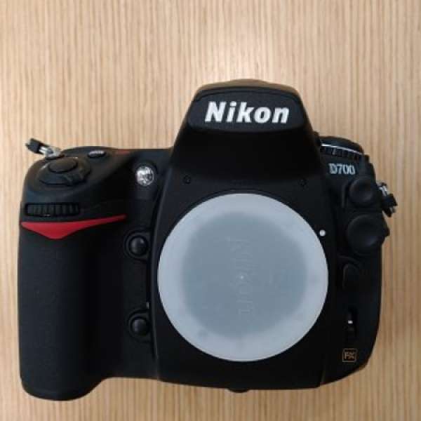 Nikon D700 連MB-D10 直倒