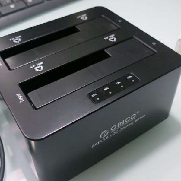[九成五新] [75折出售] Orico Dual Bay USB 3.0 SATA Hard Drive Dock