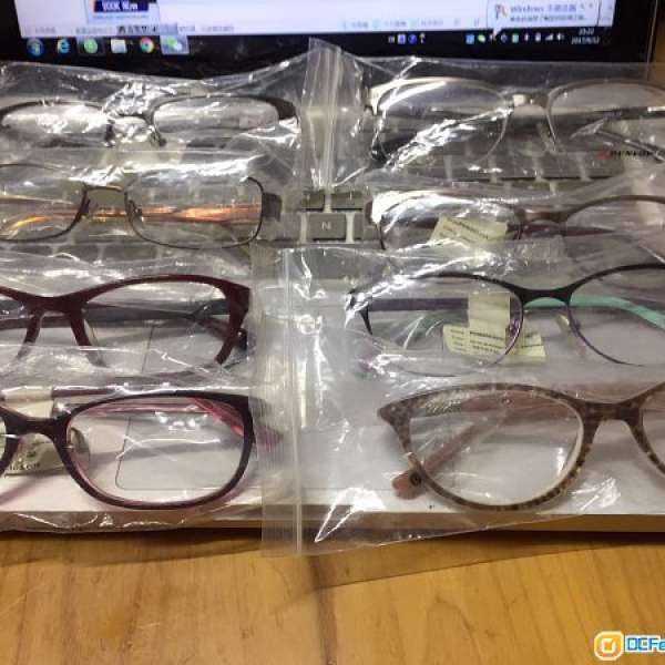 店铺收水平价全新眼镜出售