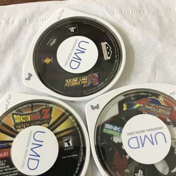 出售psp game disc三只