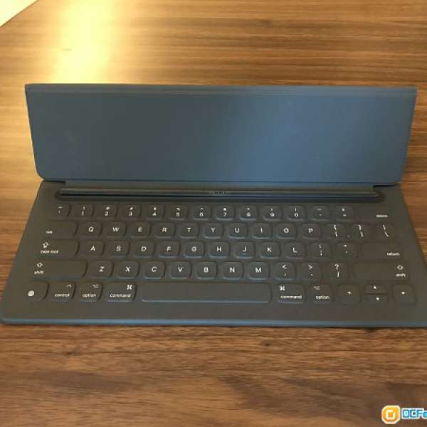 iPad Pro 12.9 inch Smart Keyboard