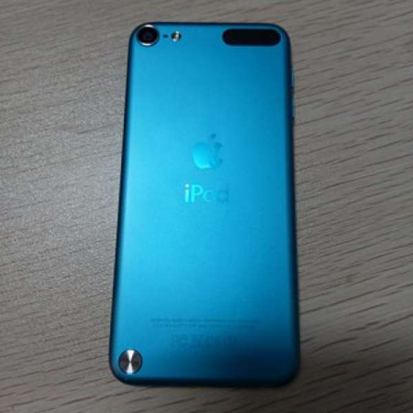 Apple iPod Touch 5th （第 5 代）32gb