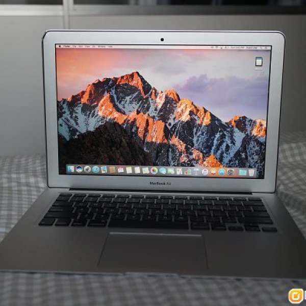 2016年5月買 9成半新 Macbook Air 13" (Early 2015)