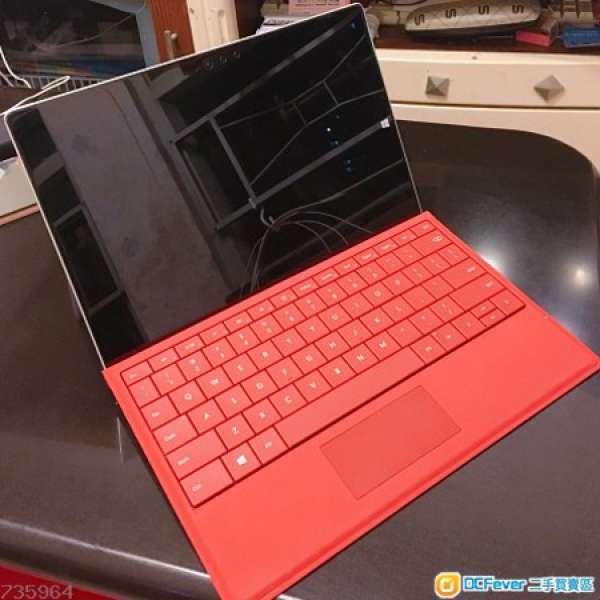 Microsoft Surface 3 128GB；4GB RAM