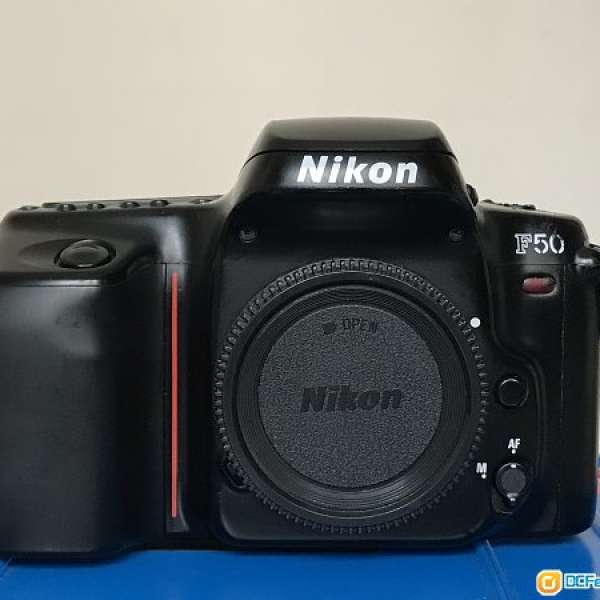 Nikon F50 - Autofocus film SLR + Nikon 50mm f/1.8 AF-D