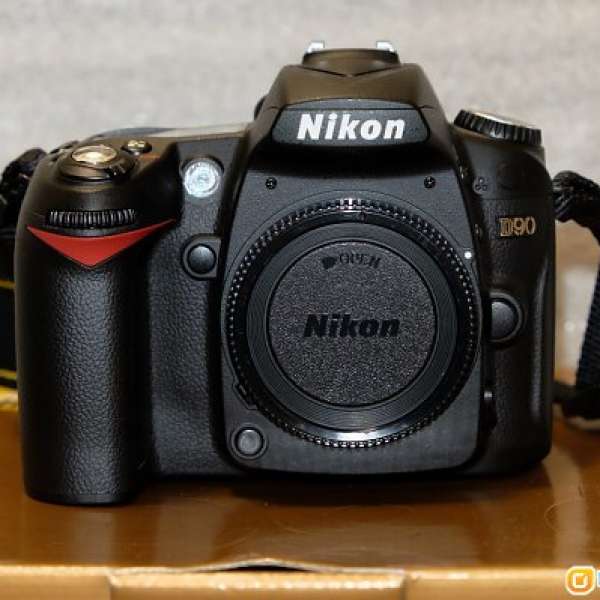 Nikon D90 Body, AF-S DX 18-200mm VR, 50mm f/1.8D, Tamron SP17-50 f/2.8