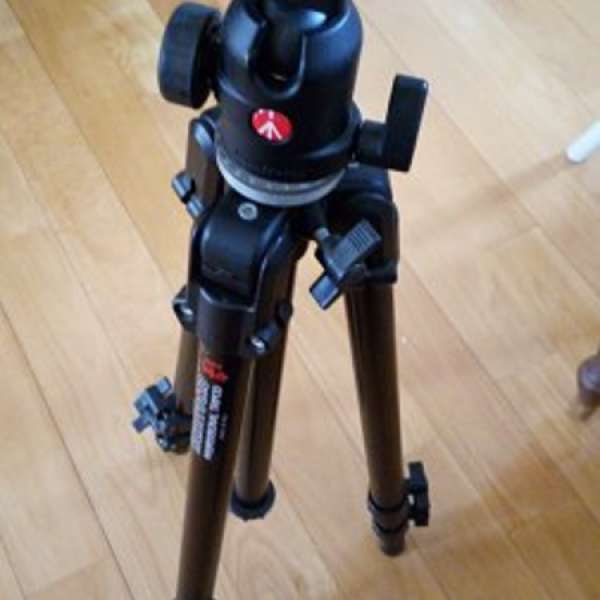 Manfrotto 144B  相機三腳架 配 488RC2 快速雲台