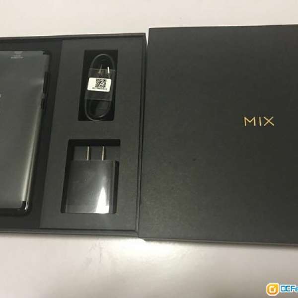 [出售]99.999%全新一樣小米Mix2 6+128gb全套配件全新未開跟單(17/9買)