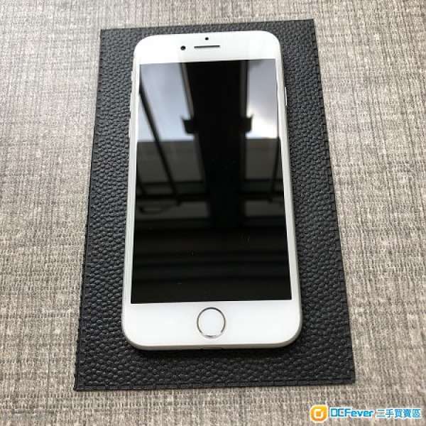 iPhone 7 128 gb 銀