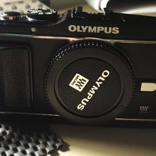 Olympus EP 3 Kit 連14-42mm