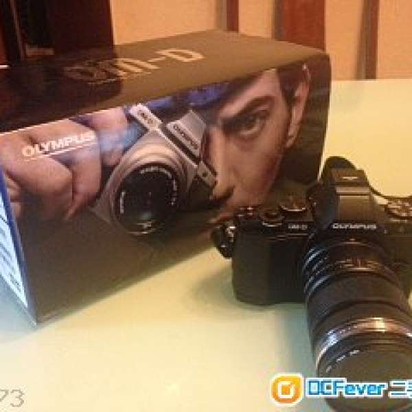 Olympus E-M5 & 12-50mm kit 95%new $2000 just today