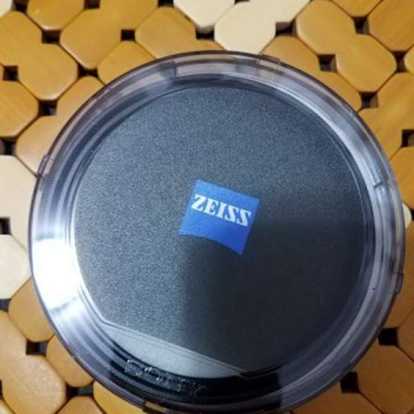 Sony VF-77MPAM 77mm Carl Zeiss T* MC Protector Filter